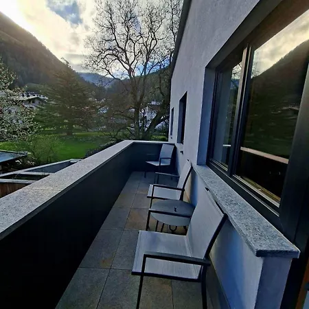 Alpenchalet S'andalr Lägenhet
