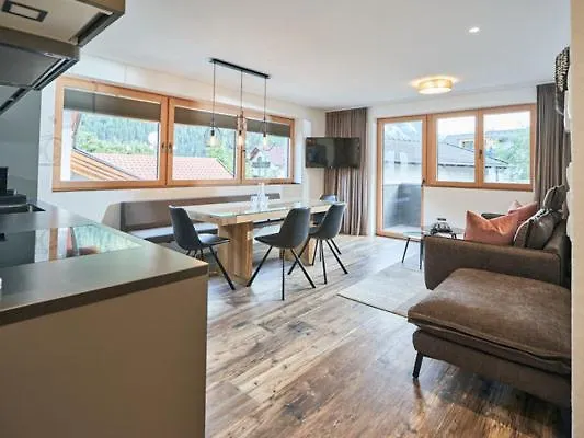 Alpenchalet S'andalr * فوندس