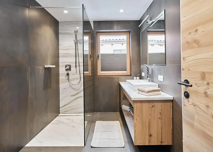 Alpenchalet S'andalr شقة *