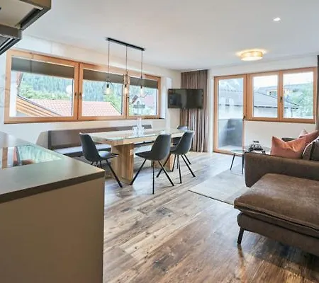 Alpenchalet S'andalr * Pfunds